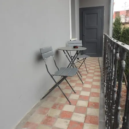 Apartmán černý Tulipán - 5 *