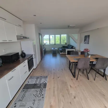 Cerny Tulipan - 5 Appartement *