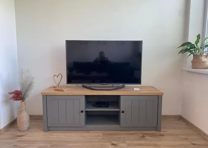 Apartamento černý Tulipán - 5 *